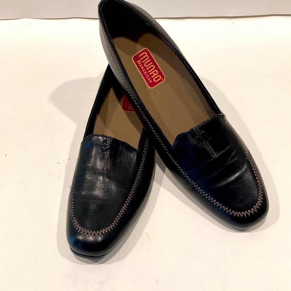 Munro Lauren Black  Leather Slip On Loafer Sz 8S